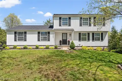 5485 Diana Lynn Drive, Stow, OH 44224