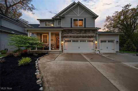 580 Humiston Drive, Bay Village, OH 44140