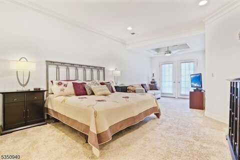 1201 Wickham Ter, Clifton, NJ 07013