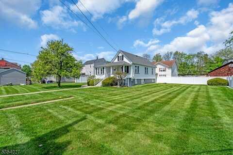50 Dakota St, Manville, NJ 08835