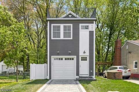 944 Orange Ave, Cranford, NJ 07016