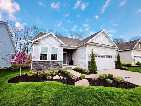 7830 Hunting Lake Drive, Painesville, OH 44077