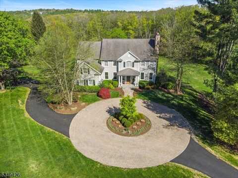 21 Pleasant Valley Rd, Mendham, NJ 07945