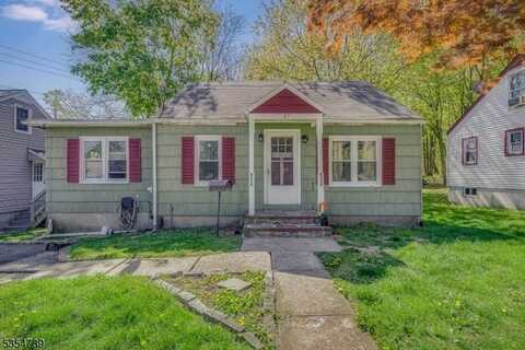 17 Ridgewood Ave, Newton, NJ 07860