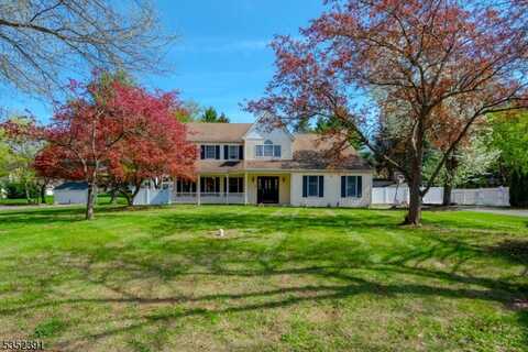 7 Inverrary Ave, Washington, NJ 07882
