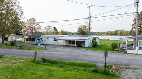 32821 Lakeside Drive, Hanoverton, OH 44423