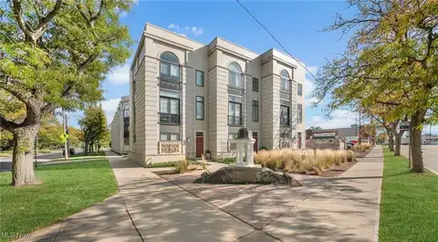 11601 Lake Avenue, Cleveland, OH 44102