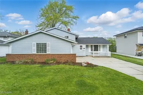 24822 Deerfield Drive, North Olmsted, OH 44070