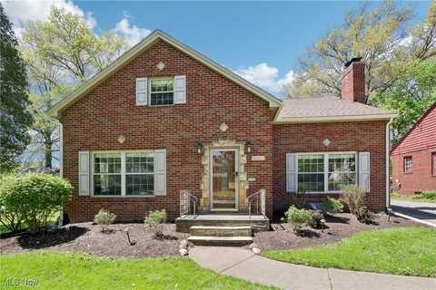 692 Roslyn Avenue, Akron, OH 44320