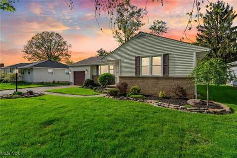 175 Sunrise Drive, Amherst, OH 44001
