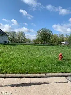 38240 Brighton Path, Willoughby, OH 44094