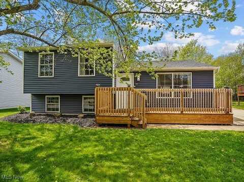 1072 Shadowlawn Drive, Ravenna, OH 44266