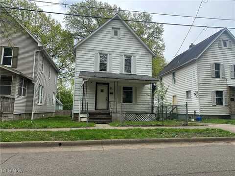 369 Windsor Street, Akron, OH 44306
