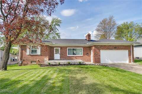 790 Larkridge Avenue, Youngstown, OH 44512