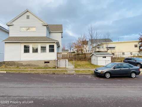 207 Fairchild Street, Nanticoke, PA 18634