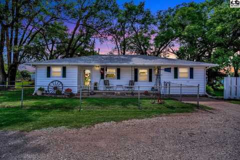 300 S Cole, Lindsborg, KS 67456