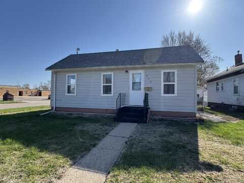 678 Wisconsin Ave NW, Huron, SD 57350