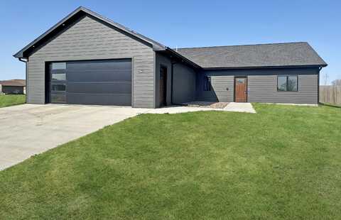 2541 Prairie Eagle Cir, Huron, SD 57350