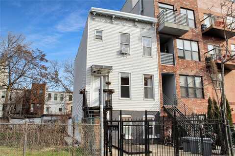 539 Kosciuszko Street, New York, NY 11221