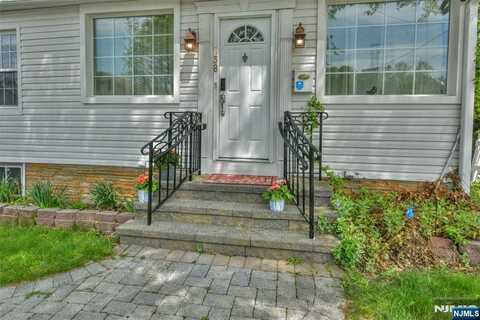 138 Madison Avenue, Midland Park, NJ 07432