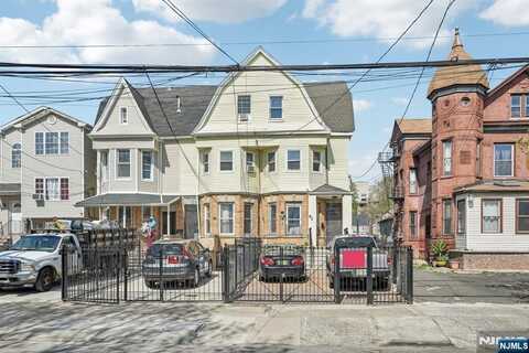 63 Lincoln, Newark, NJ 07104