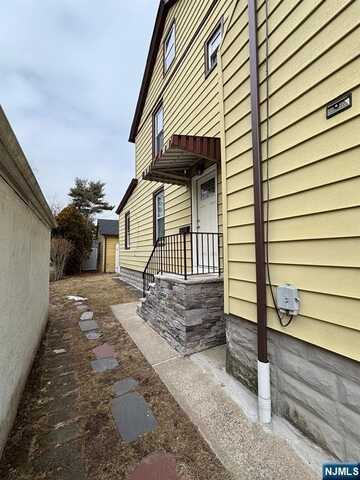 45 Broad Street, Bergenfield, NJ 07621