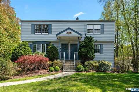 160-162 Railroad Avenue, Northvale, NJ 07647