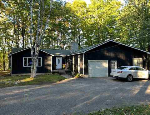 8118 E Mitchell, Petoskey, MI 49770