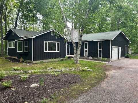 8118 E Mitchell, Petoskey, MI 49770