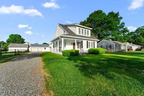 819 Essex Street, Tappahannock, VA 22560