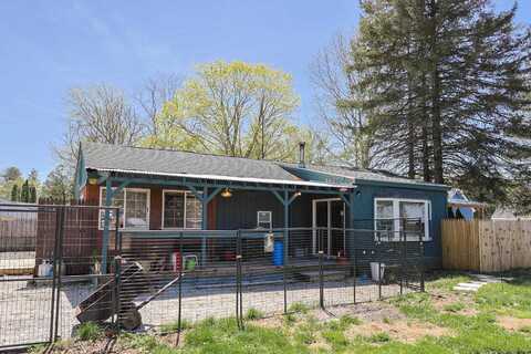 26 Evelyn Avenue, Raymond, NH 03077