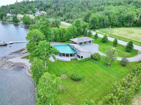 972 VT Route 5A, Westmore, VT 05860