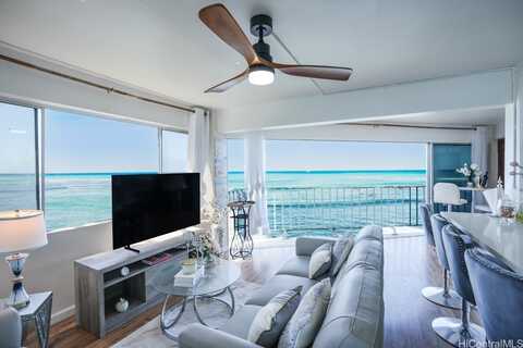 2957 Kalakaua Avenue, Honolulu, HI 96815