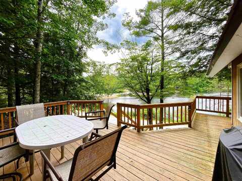 43 Eidelweiss Drive, Madison, NH 03849