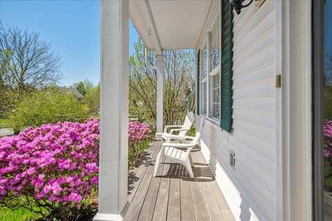 311 Brennan Woods Drive, Williston, VT 05495