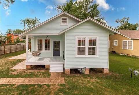 445 W OAK Street, Ponchatoula, LA 70454
