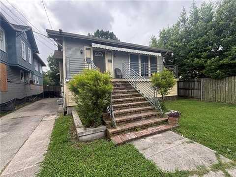 1511 BROADWAY Street, New Orleans, LA 70118