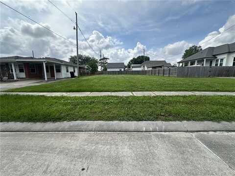 416 NORTON Avenue, Arabi, LA 70032