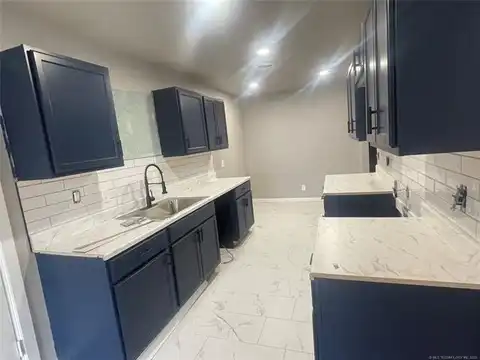 877 E 52nd Place North, Tulsa, OK 74126