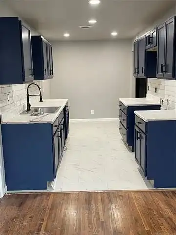 877 E 52nd Place North, Tulsa, OK 74126