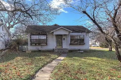 304 E 45th Court, Tulsa, OK 74105