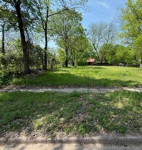525 D Street SE, Ardmore, OK 73401