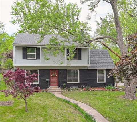 7400 Charlotte Street, Kansas City, MO 64131