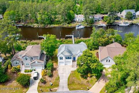 917 Hearthside Court, New Bern, NC 28560