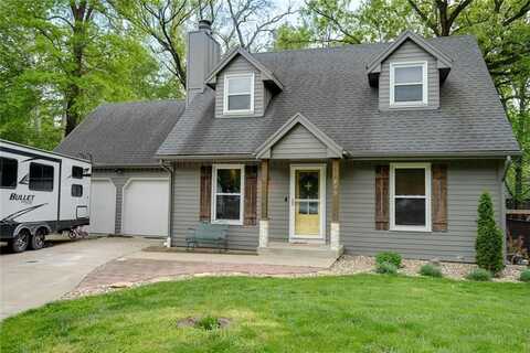 417 Locust Street, Liberty, MO 64068