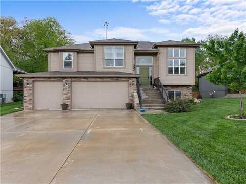 5084 NW Timberline Drive, Riverside, MO 64150