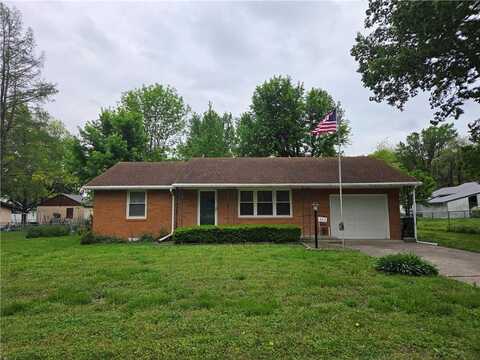 423 E 3rd Street, Adrian, MO 64720
