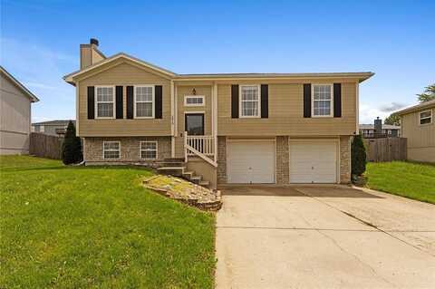2819 SW Shadow Brook Drive, Blue Springs, MO 64015
