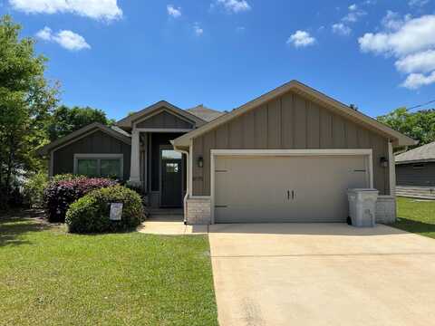 8195 Lucena Street, Navarre, FL 32566