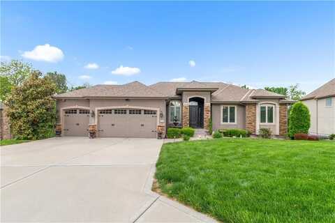 4512 NE Parks Summit Terrace, Lees Summit, MO 64064